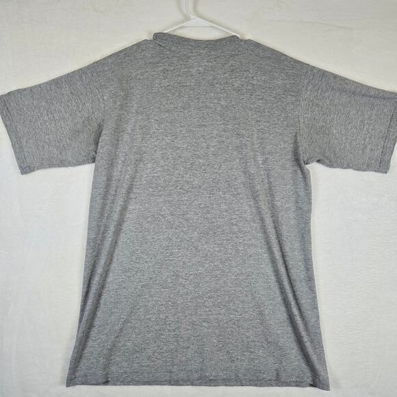 VTG Universal Studios Tshirt Embroidered Logo Mens Large Heavyweight Cotton 0811 - Picture 2 of 8